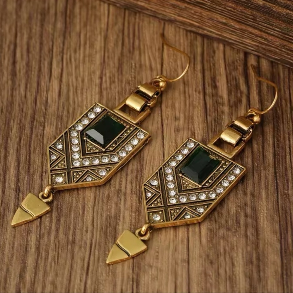Marquis Ethnic Vintage Emerald Bronze Brushed Earrings - Picture 9 of 9